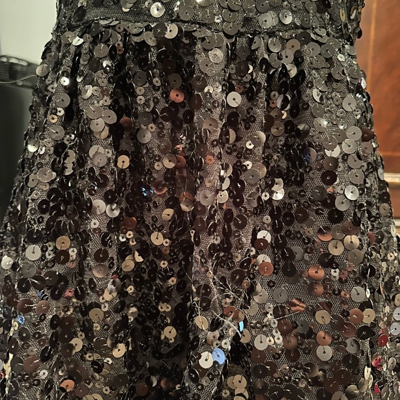 Children’s place Girl’s black sequin bubbled a line dress size 10 - Picture 2 of 5